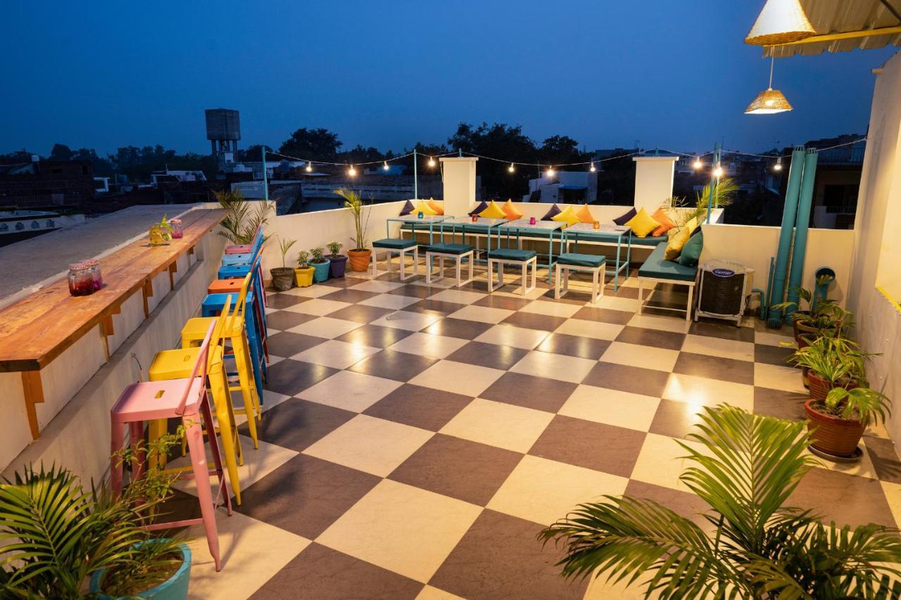 Gostops Amritsar, Chatiwind Gate Exterior photo