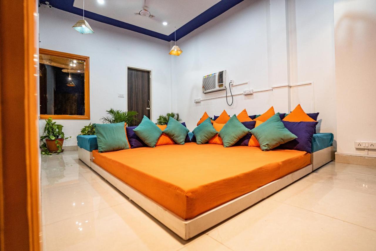 Gostops Amritsar, Chatiwind Gate Exterior photo