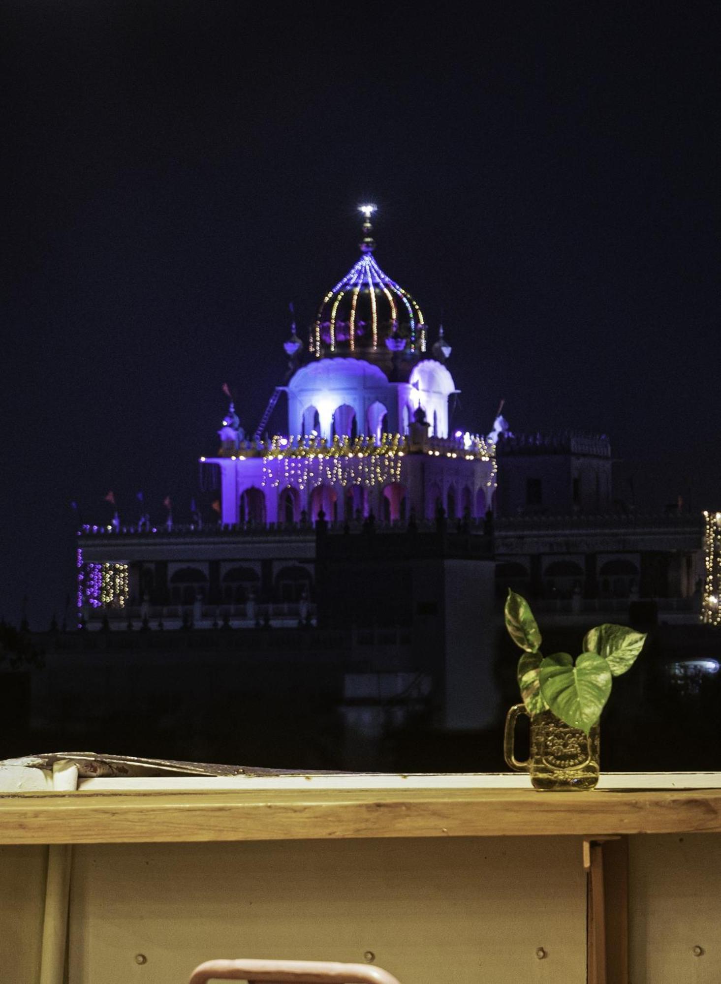 Gostops Amritsar, Chatiwind Gate Exterior photo
